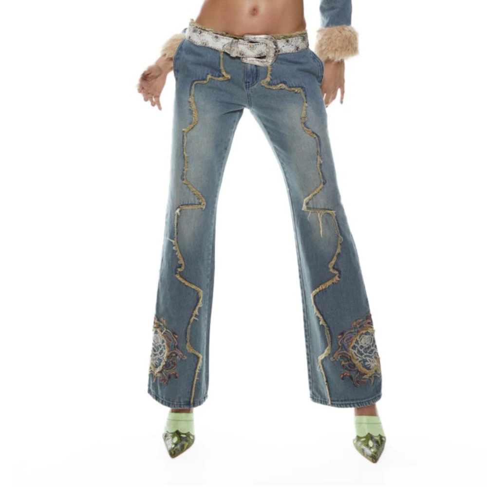 Brand new CRIMSON ROSE EMBROIDERED JEANS